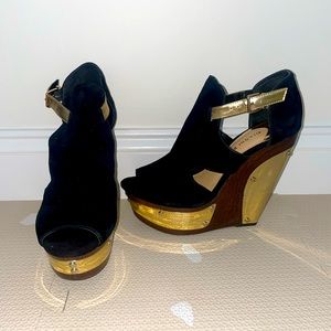 Gianni Bini Audrinah Cutout Suede Gold Plated Wooden Wedges. Never Worn